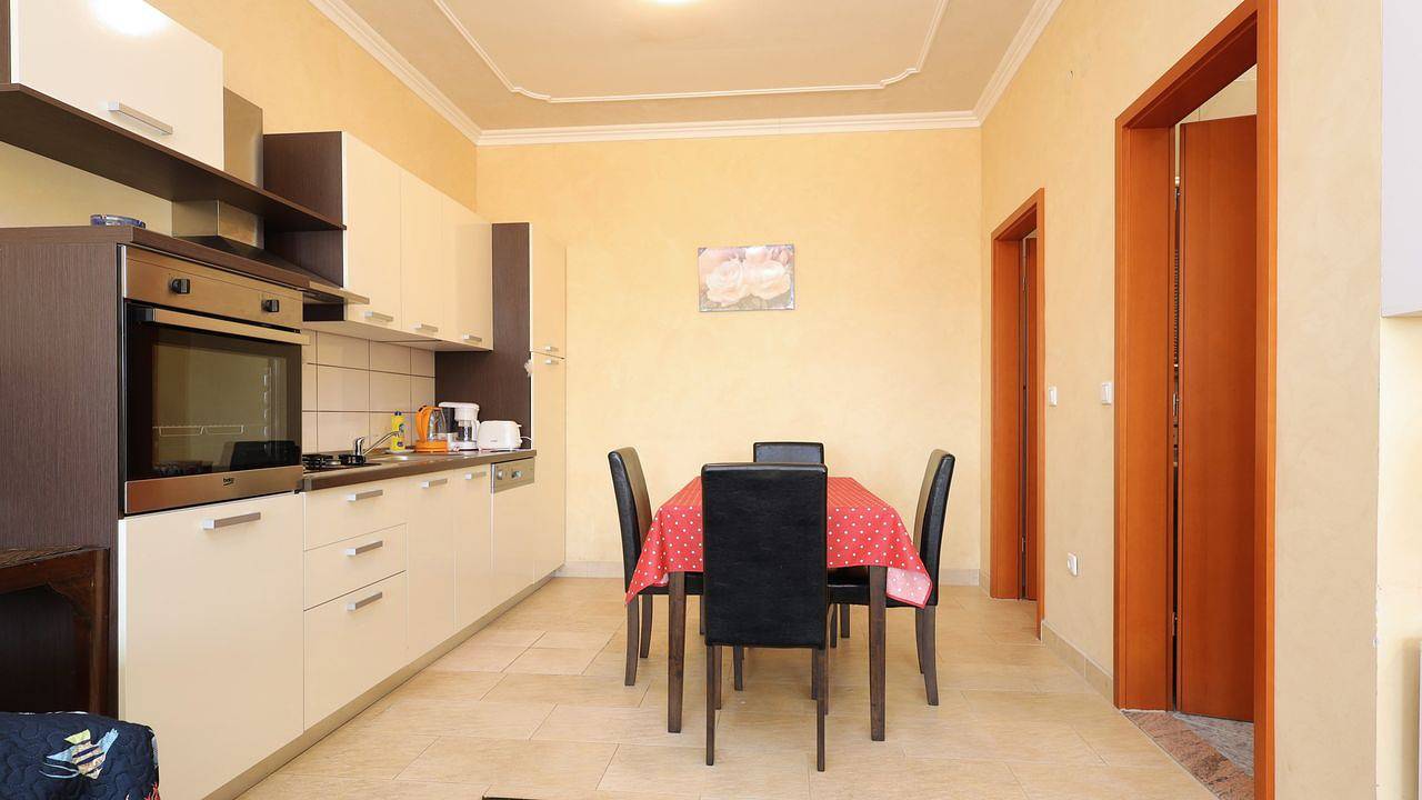 Ganzes Studio, Studio für 2 Personen (37 m²) in Sibenik-Brodarica in Brodarica, Šibenik-Knin