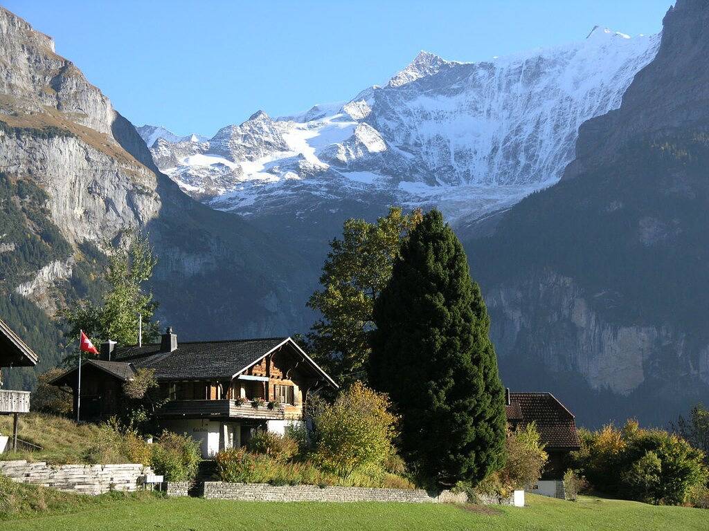Cabaña en Grindelwald con piscina. in Schwendi b. Grindelwald, Grindelwald