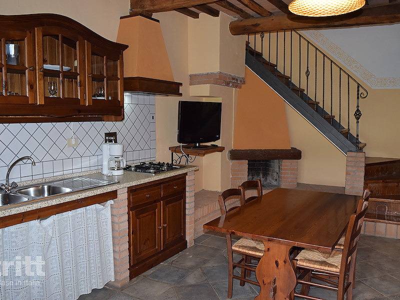 Tritt — 6-Personen-Apartment in Riparbella auf einem Agriturismo in den Hügeln in Riparbella, Etruskische Küste