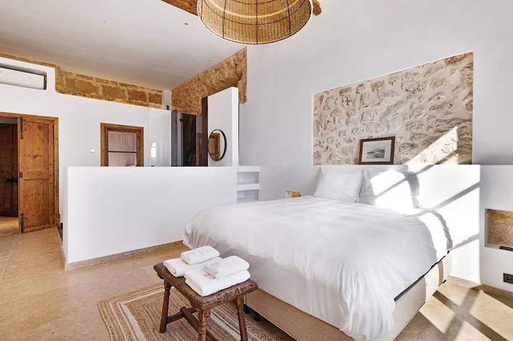 Finca für 12 Personen, mit Balkon und Pool sowie Garten in Santa Maria del Cami - 2