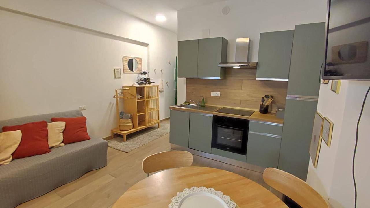 Appartamento intero, Studio Apartment in Rocca di Mezzo, Parco Naturale Regionale Sirente-Velino