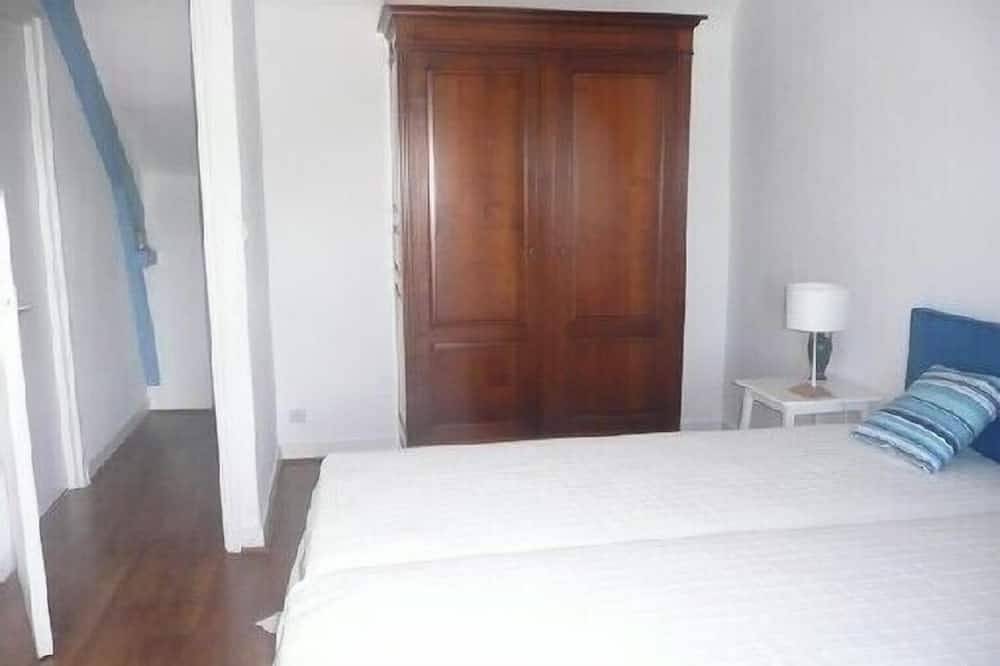 Maison du Pêcheur, Gulf view, large garden, wifi, in Arradon, Côte des Mégalithes