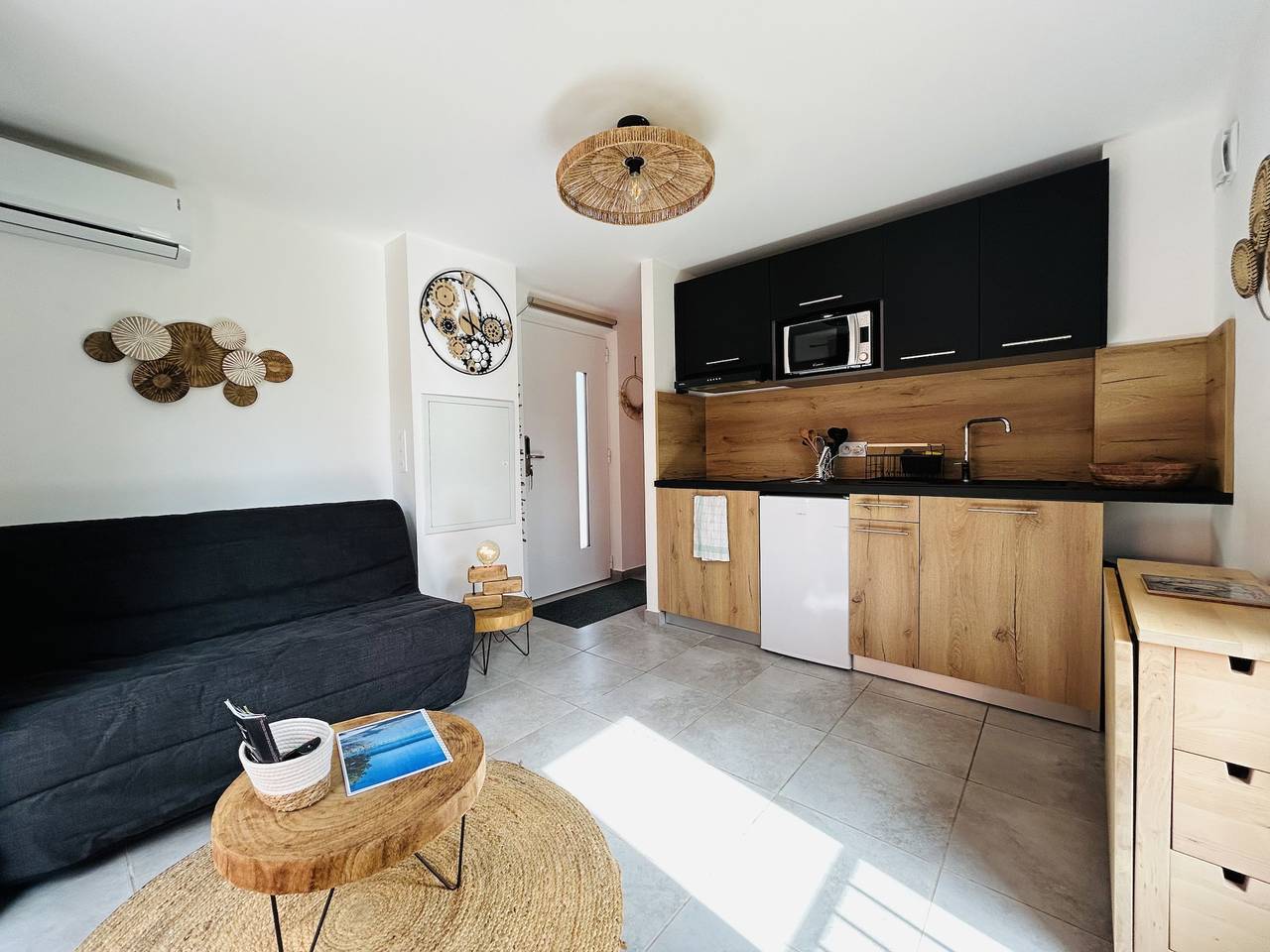 Appartement entier, T2 2/4 Personnes n°121 in Lecci, Arrondissement de Sartène