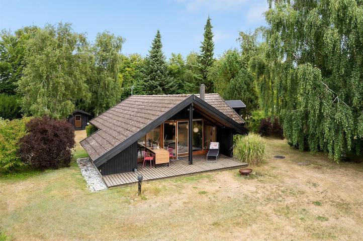 Ferieudlejning for 5 personer, med terrasse i Havnsø