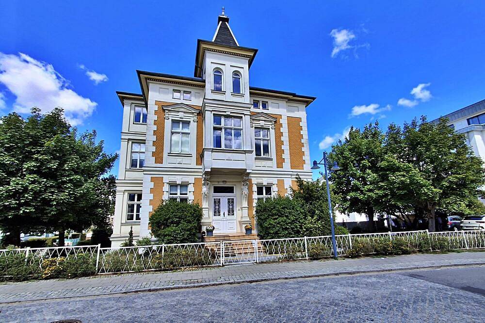 Wohnung 01 - Ferienwohnungen in liebevoll restaurierter Villa in Drei Kaiserbäder, Heringsdorf