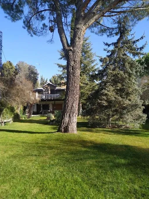 Apartamento de vacaciones para 6 personas, con jardín y terraza además de vistas al lago y vistas - 1