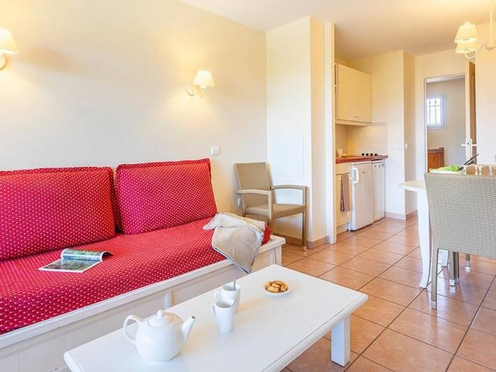Location de vacances pour 6 personnes, avec bassin pour enfant dans Golf de Pont Royal - 4
