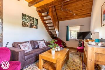 Chambre D’hôte pour 6 Personnes dans Singles (Puy-de-Dôme), Région de Besse-et-Saint-Anastaise, Photo 1