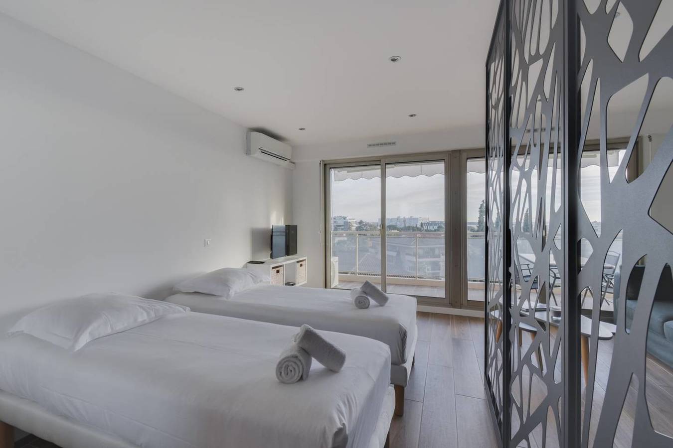 Estudio entero, Estudio para 4 personas con piscina in Cannes, Region de Cannes