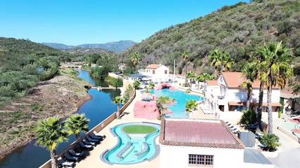 Wohnwagen für 6 Personen in Saint-Raphaël, Draguignan Region, Bild 1