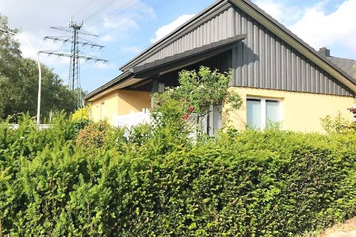 Ferienhaus für 4 Personen, mit Garten in Halstenbek
