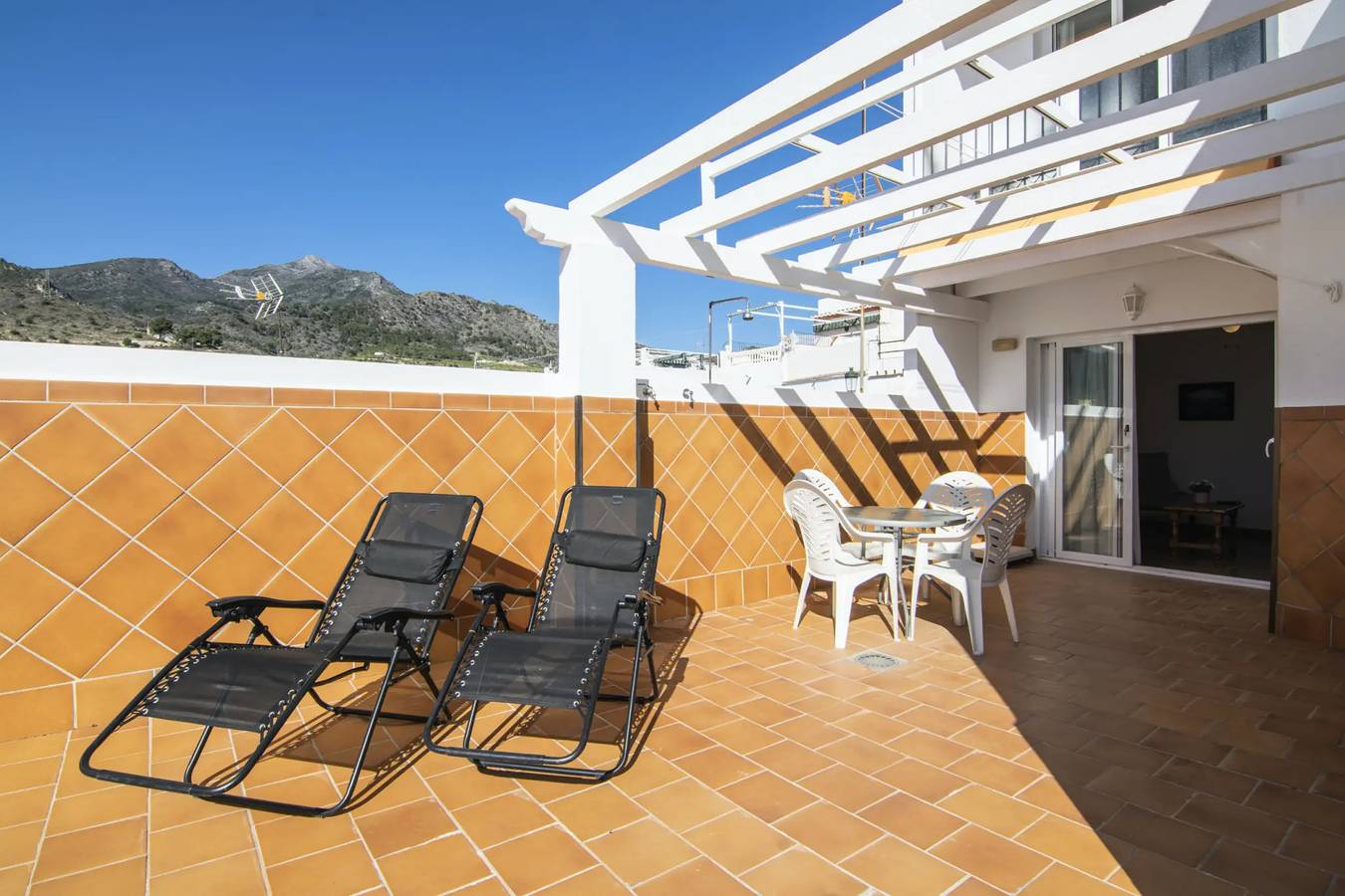 Ganze Wohnung, C/ Ntra Sra Maravillas 3 2A - in Maro, Nerja