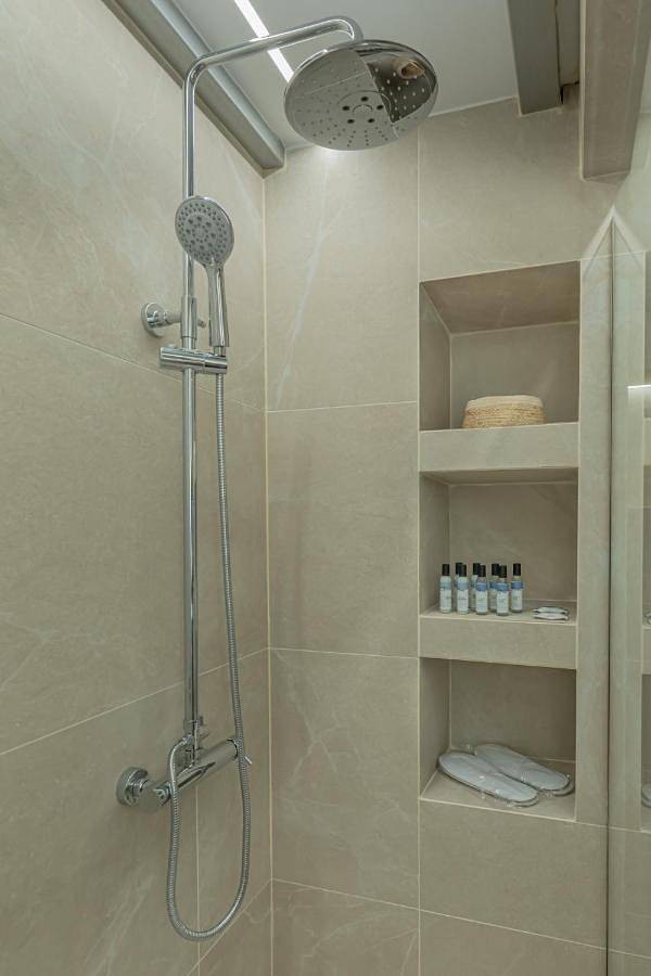 Gîte pour 6 personnes, avec vue et jardin dans Stavros - 4