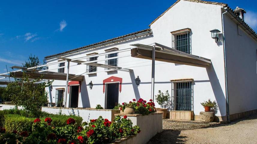 Casa rural para 16 personas, con Terraza además de Jardín y Piscina en Campiña Sur Cordobesa - 3