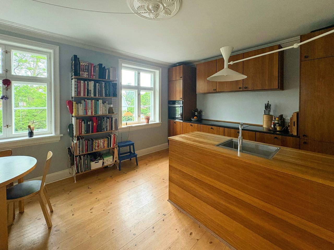 Ganze Wohnung, Authentisches Haus aus den 1930er Jahren mit eigenem Garten in Kopenhagen, Hovedstaden