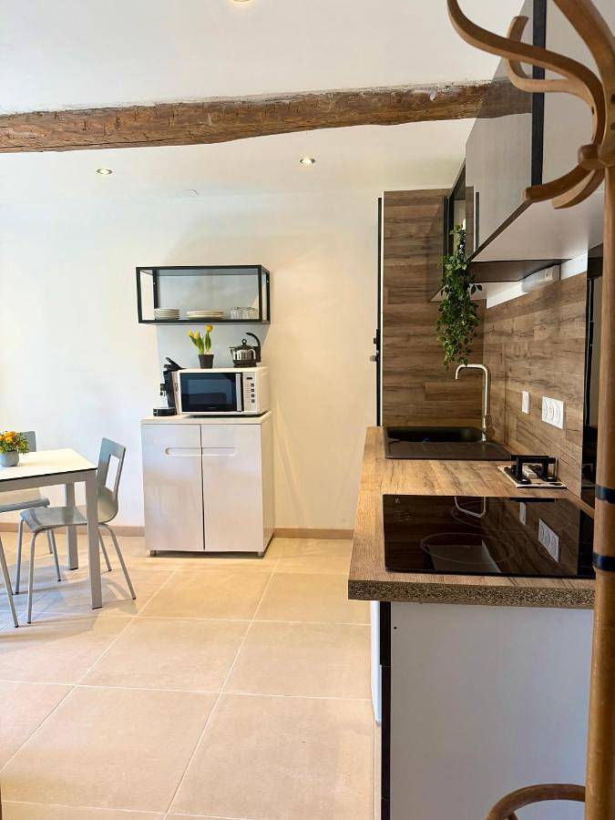 Location de vacances pour 3 personnes, avec vue à Canaules-et-Argentières - 4