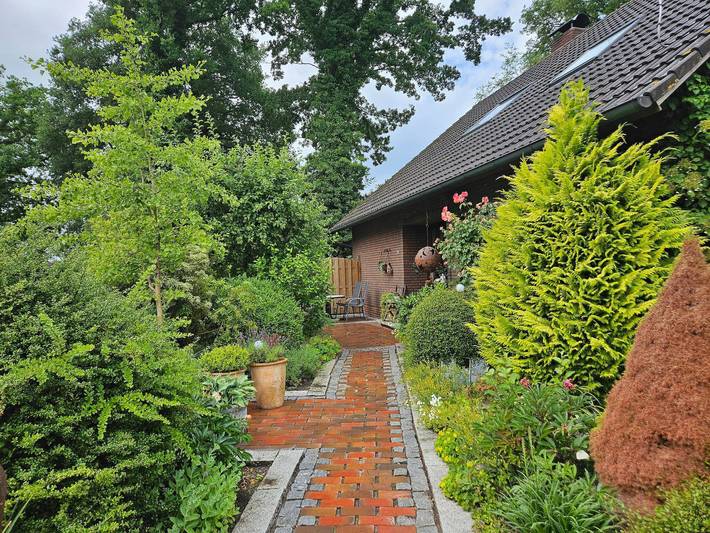Ferienwohnung für 4 Personen, mit Terrasse und Whirlpool sowie Garten in Uplengen - 4