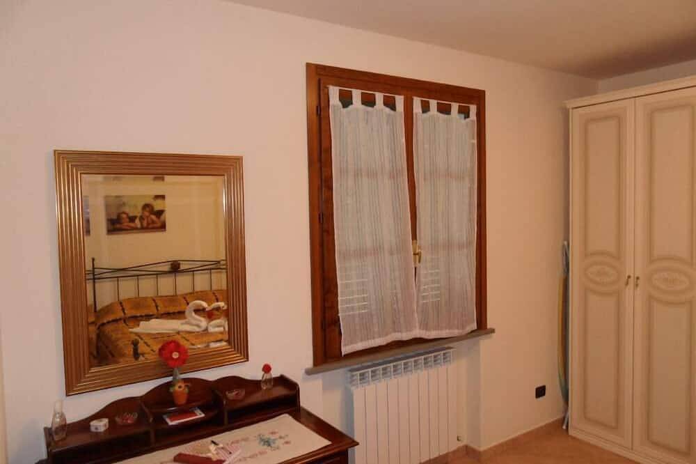 Geheel appartement, 'La Alba' in het hart van Toscane, met tuin en zwembad in Montelupo Fiorentino, Provincie Florence