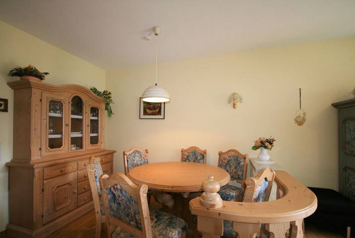 Ferienwohnung für 4 Personen, mit Terrasse und Seeblick sowie Ausblick bei Neuschwanstein - 3