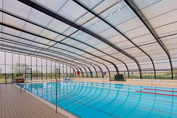 Apartamento entero, Apartamento 'Turístico 3 Sardón De Los Frailes' con piscina compartida y Wi-Fi in Sardón de los Frailes, Provincia de Salamanca