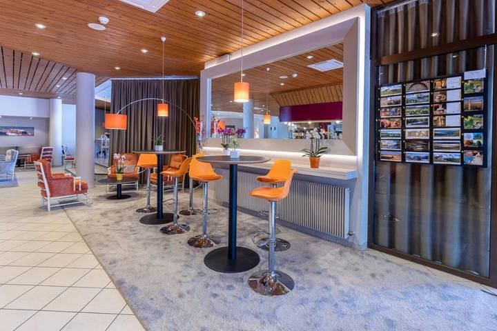 Hôtel pour 3 personnes, avec piscine et terrasse ainsi que sauna et jacuzzi à Laguiole - 4