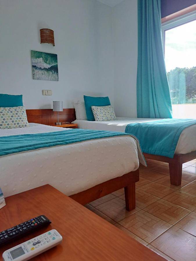 Chambre d’hôte pour 2 personnes, avec piscine et vue ainsi que jardin et bassin pour enfant à Albufeira - 3