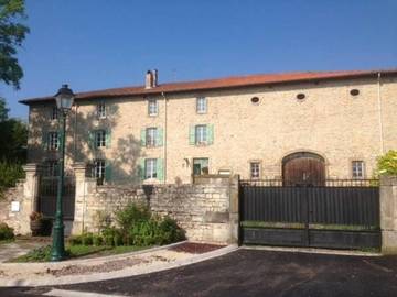 Chambre d’hôte pour 2 personnes, avec terrasse ainsi que vue et jardin à Rugney