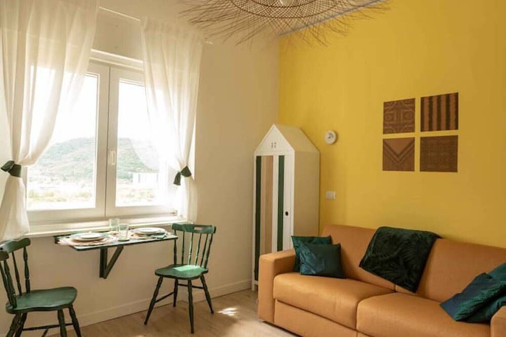 Apartamento entero, Vitedimare Apartment Sole Con Giardino E Parking in Muggia, Carso