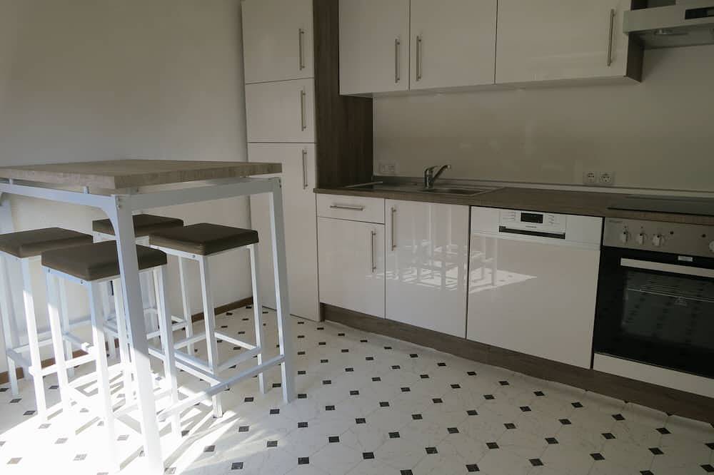 Ganze Wohnung, Sonnige Fachwerkhaus-Wohnung Nähe Frankfurt/M in Jügesheim, Rodgau
