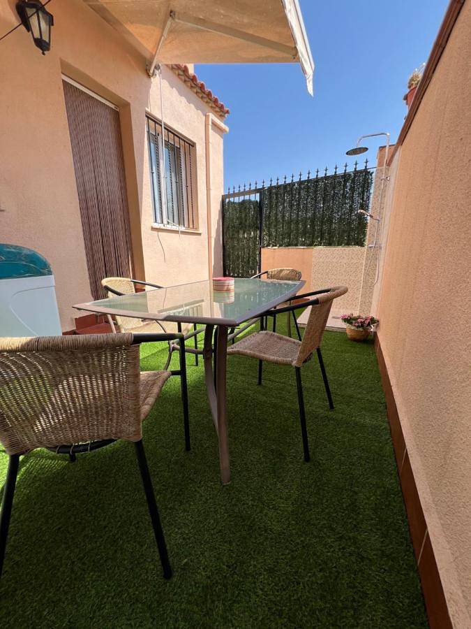 Casa rural para 10 personas, con vistas y terraza, Se admiten mascotas en Losa del Obispo - 4