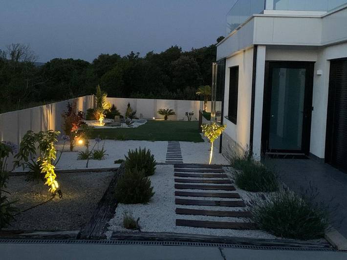 Location de vacances pour 8 personnes, avec piscine ainsi que jardin et vue à O Grove - 2