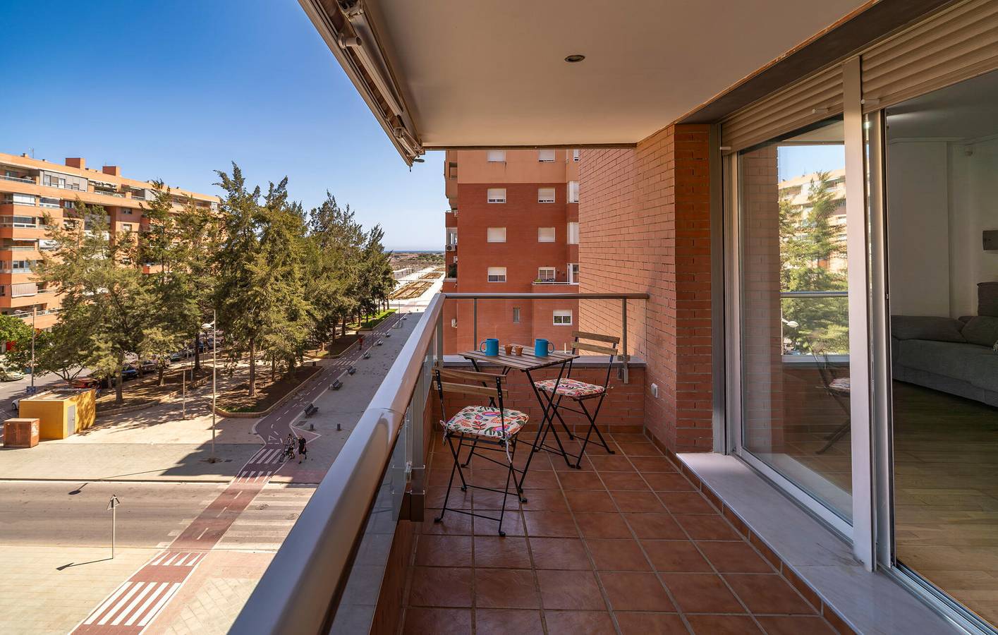 Ganze Ferienwohnung, Luxuriöses Strand-Apartment mit Garage, Pool und AC in Almería, Costa de Almería