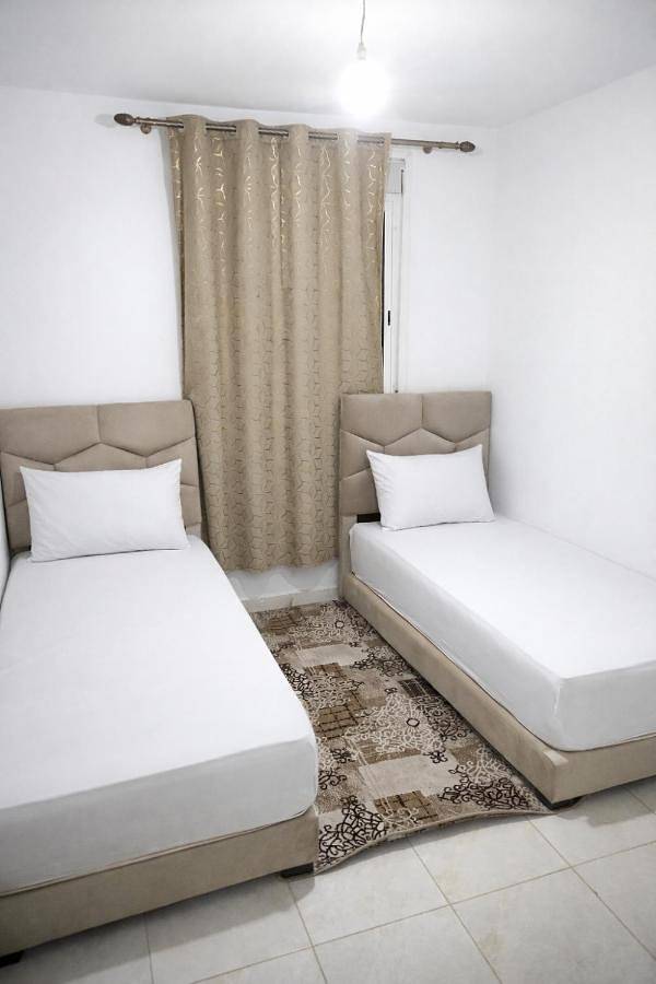 Gîte pour 4 personnes, avec balcon à Bouskoura - 2