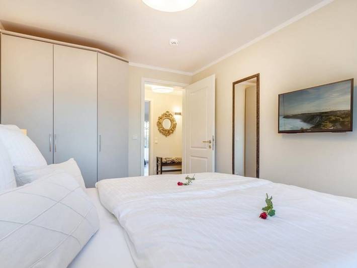 Ferienwohnung für 2 Personen, mit Garten und Terrasse, kinderfreundlich in Prerow - 4