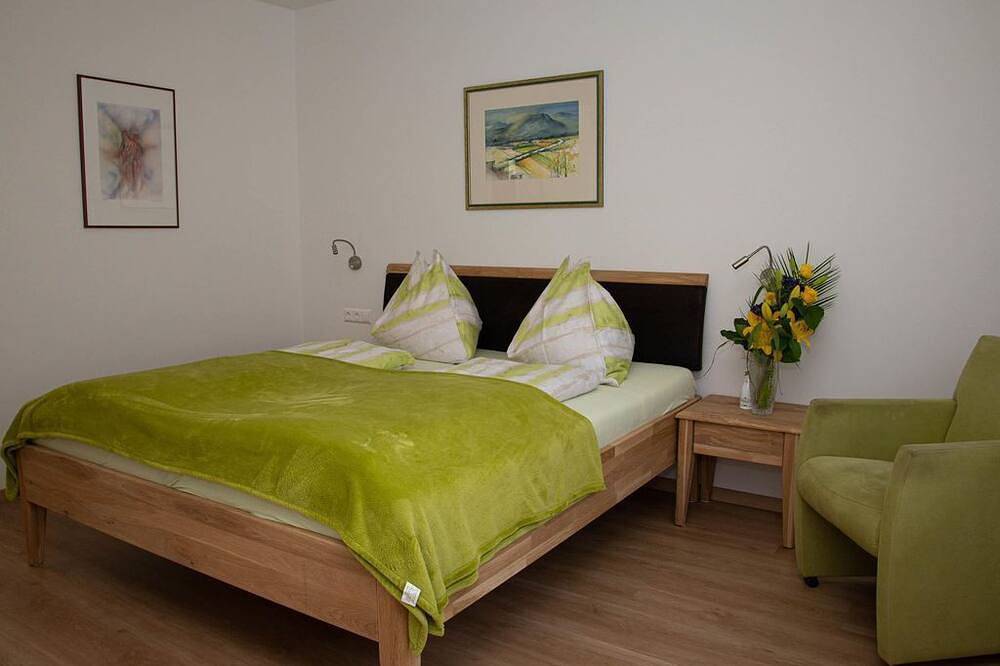 Ganze Wohnung, Appartement \"Dobratsch\" - Ferienwohnungen Villa Mayr in St. Magdalen (Villach), Villach
