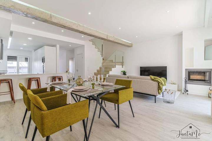 Location de vacances pour 8 personnes, avec vue et jardin dans Fernão Ferro - 2