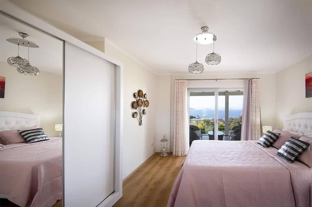 Magical view, private pool, stylish in Bodrum, Provinz Muğla