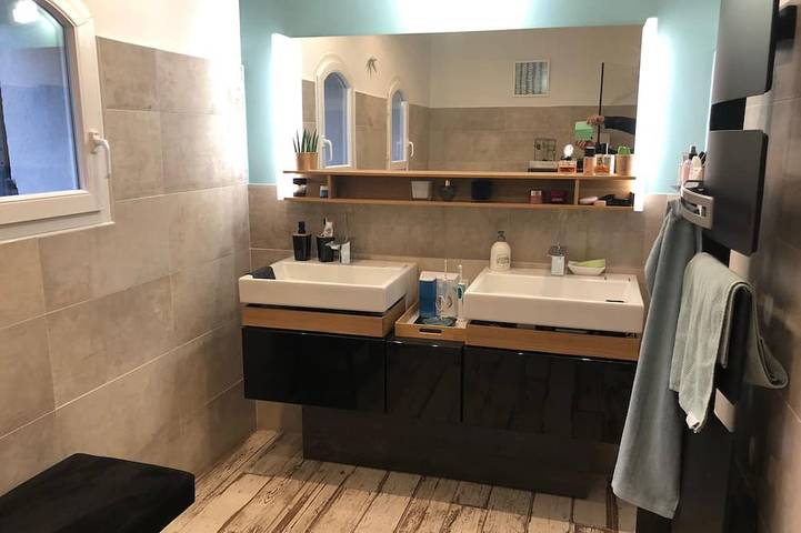 Villa en campagne avec piscine  proche d’Aix en Provence in Gardanne, Côte méditerranéenne (France)