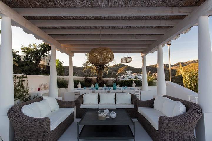 Luxury Villa in Ponza | Infinity Pool & Harbour View in Chiaia di Luna, Ponza