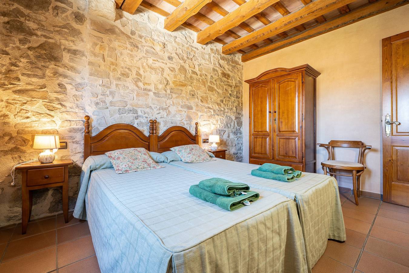 Appartement entier, Appartement 'El Clos 1' avec vue sur la montagne, terrasse privée et Wi-Fi in Conesa, Province de Tarragone