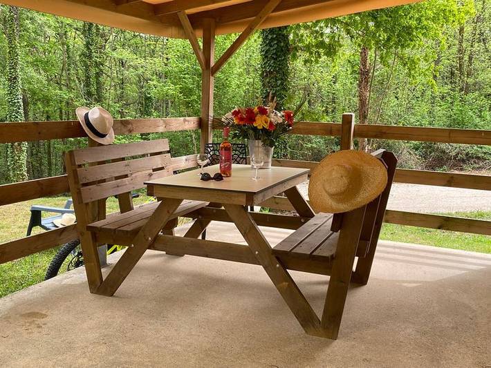 Gîte pour 4 personnes, avec bassin pour enfant, adapté aux familles à Vers - 3