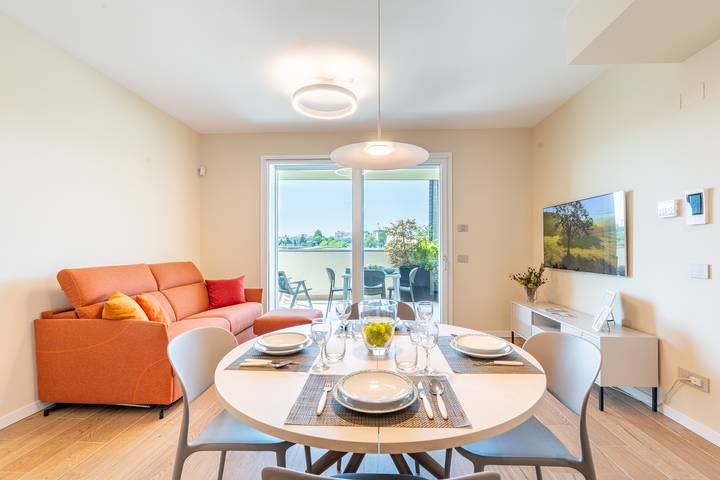 Appartamento per 5 persone, con Balcone e Terrazza a Merate