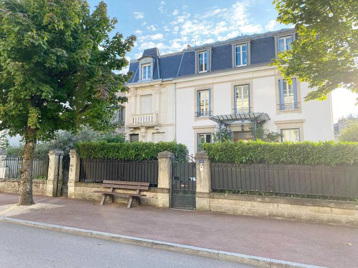 Maison de vacances pour 2 personnes, avec Balcon dans Neufchâteau