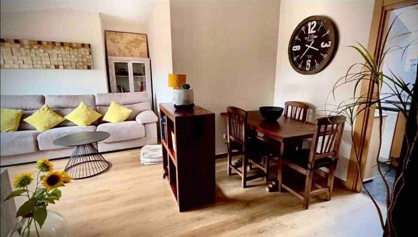 Gîte pour 3 personnes, avec terrasse et vue à Huesca - 2