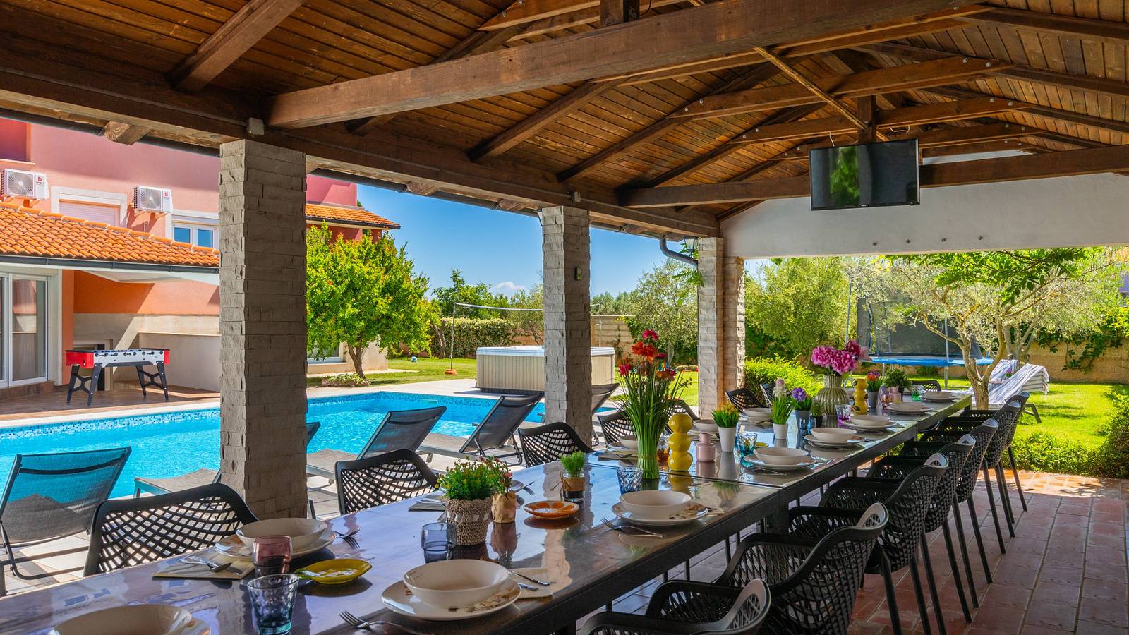 Casa Luce by Villas Guide in Stinjan, Pula