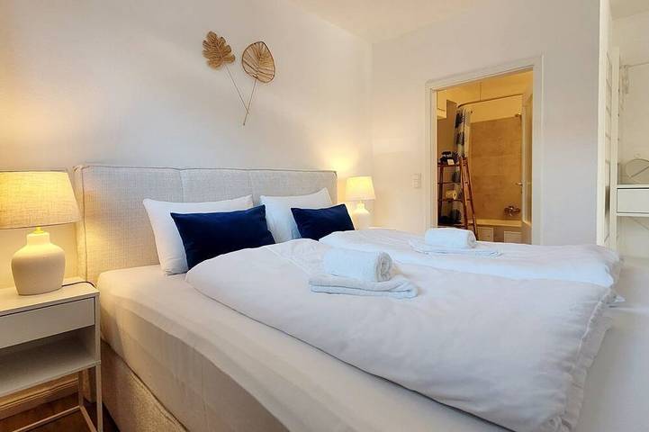 Ganze Wohnung, Gemütliche Ferienwohnung mit Meerblick und Terrasse - Nur 50 Meter zum Strand in Sierksdorf, Mecklenburger Bucht
