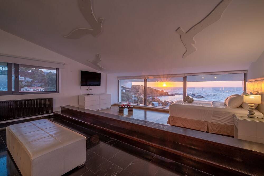 Icarus Luxury Beachfront Villa in Ikaria