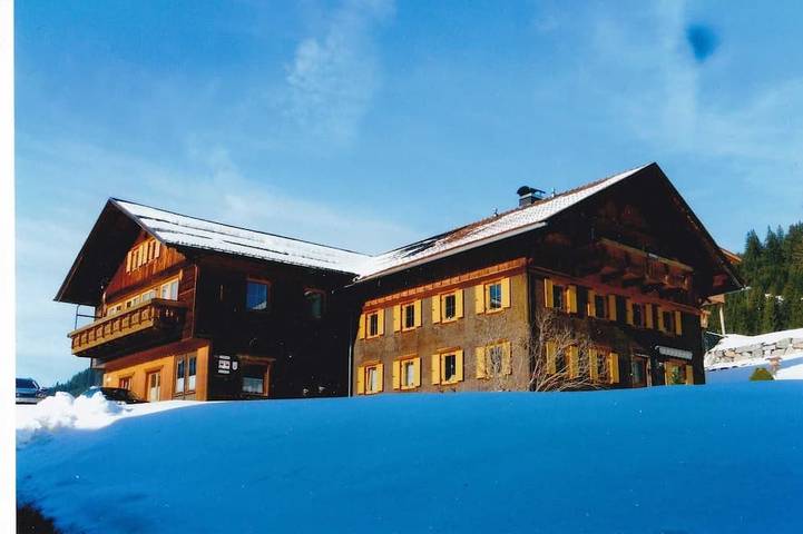 Ganze Wohnung, Doppel Oder Dreibettzimmer 1 - Haus Müller in Tannheim (Tirol), Allgäuer Alpen (Österreich)