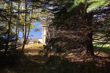 Log Cabin for 2 Guests in Eastport, Maine, Picture 4