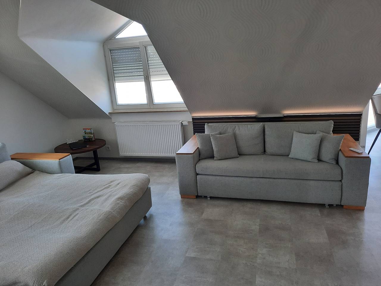 Ganze Wohnung, Apartment 'Balinger Berge' mit Bergblick, Wlan und Klimaanlage in Balingen, Neckar-Alb